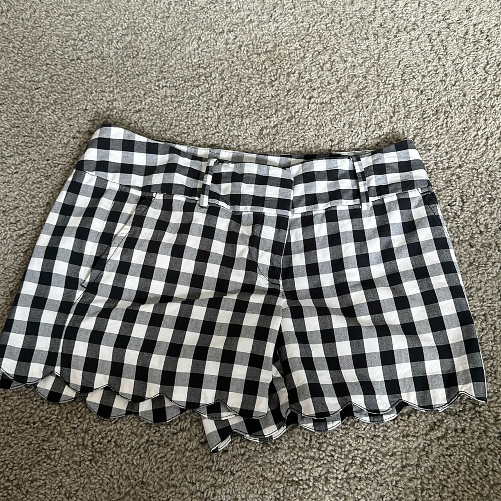 Gingham Scallop Shorts